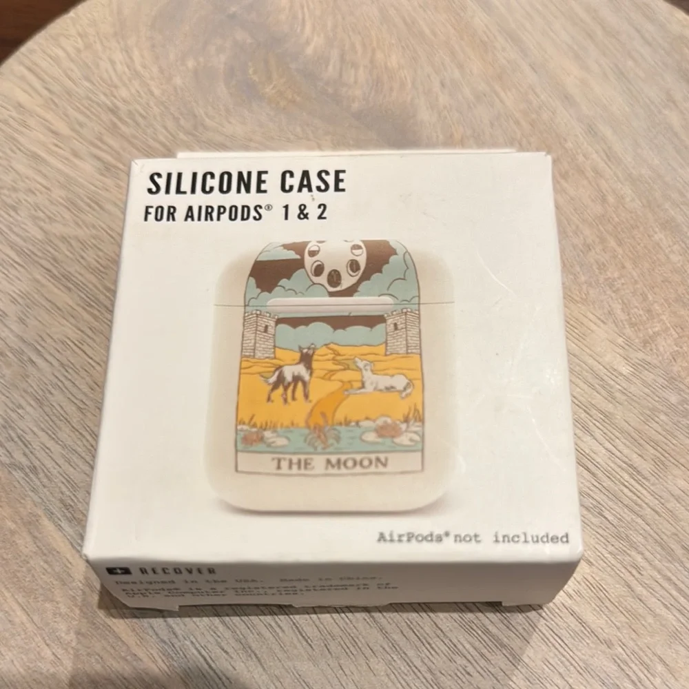 Urban Outfitters NWT Silicone AirPods Case - The Moon Design